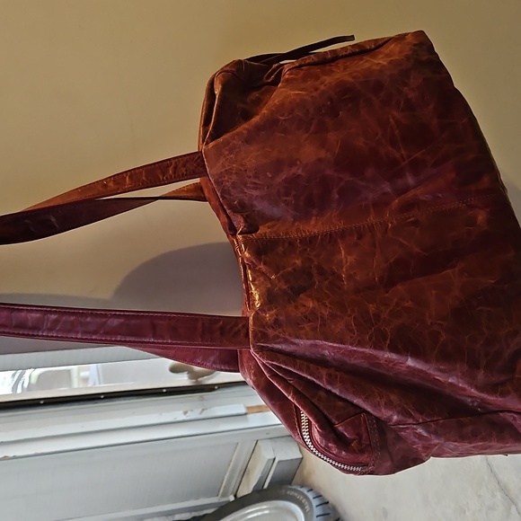 Latico Leather Raspberry Distressed Handbag Purse - Picture 5 of 11